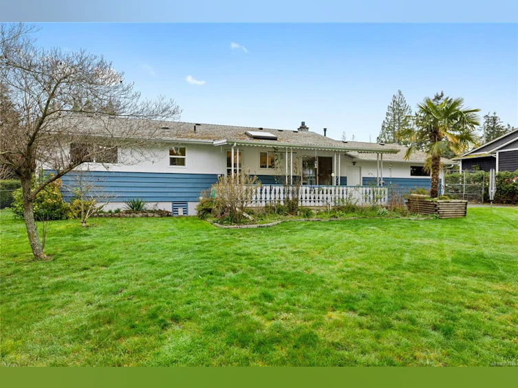811 Woodland Drive, French Creek, BC, V9P 1Z2 - 15