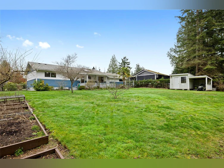 811 Woodland Drive, French Creek, BC, V9P 1Z2 - 19