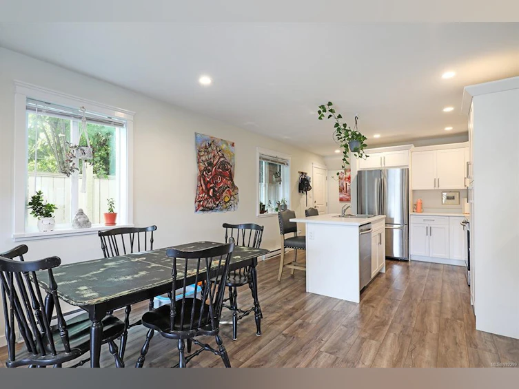 727 9th Street, Courtenay, BC, V9N 1P1 - 3