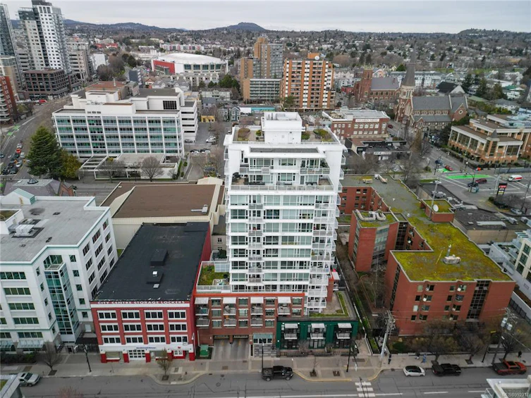 1206-834 Johnson Street, Victoria, BC, V8W 1N3 - 4