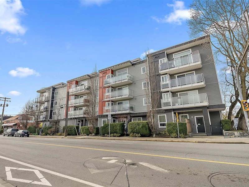 212 - 1315 Esquimalt Road, Esquimalt BC V9A 3P5
