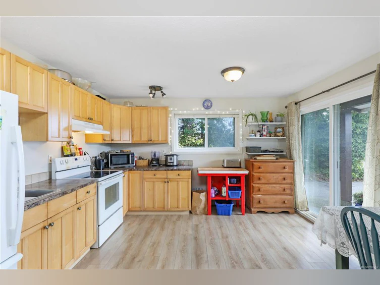 10-375 21st Street, Courtenay, BC, V9N 2B6 - 4