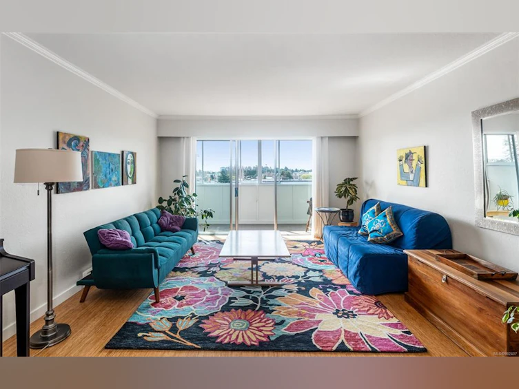 307-1012 Pakington Street, Victoria, BC, V8V 3A1 - 3