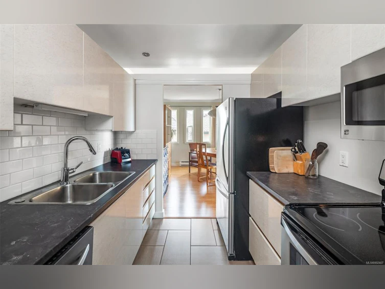 307-1012 Pakington Street, Victoria, BC, V8V 3A1 - 16