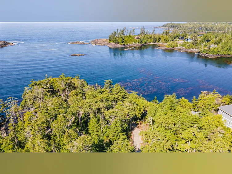 392 Reef Point Road, Ucluelet, BC, V0R 3A0 - 13