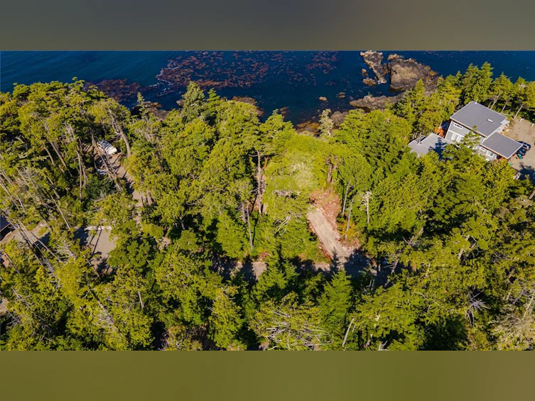 392 Reef Point Road, Ucluelet, BC, V0R 3A0 - 17