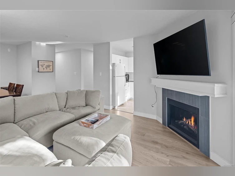 202-1710 Fort Street, Victoria, BC, V8R 1J2 - 6