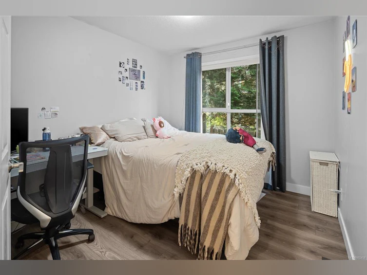 202-1710 Fort Street, Victoria, BC, V8R 1J2 - 17