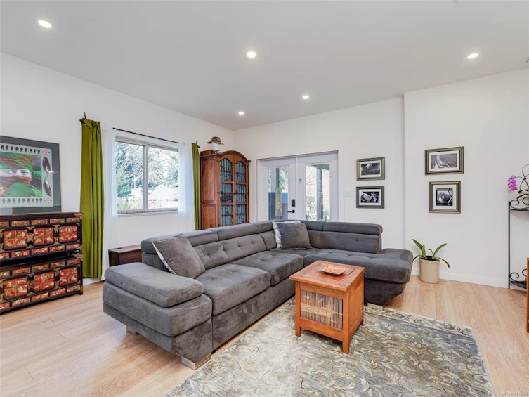 2532 Fawn Road, Mill Bay, BC, V0R 2P0 - 31
