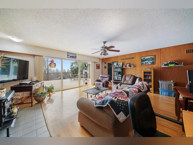 31 Savoy Road, Lake Cowichan, BC, V0R 2G0 - 10