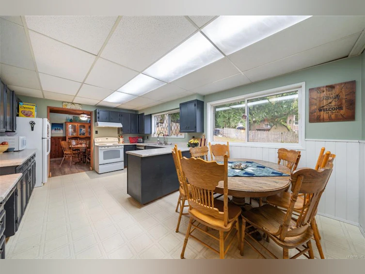 31 Savoy Road, Lake Cowichan, BC, V0R 2G0 - 14