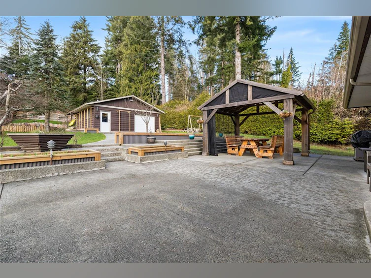 2470 Spring Road, Campbell River, BC, V9W 5K8 - 18