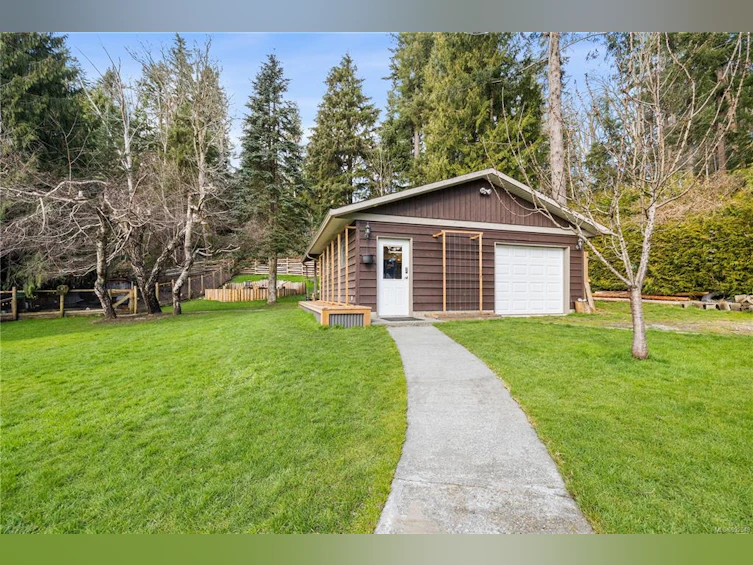 2470 Spring Road, Campbell River, BC, V9W 5K8 - 22