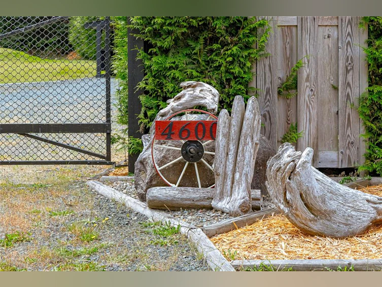 4600 Berbers Drive, Bowser/Deep Bay, BC, V0R 1G0 - 9