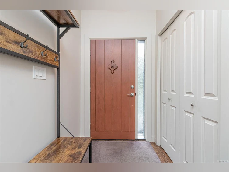4600 Berbers Drive, Bowser/Deep Bay, BC, V0R 1G0 - 14