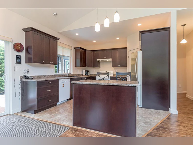 4600 Berbers Drive, Bowser/Deep Bay, BC, V0R 1G0 - 23