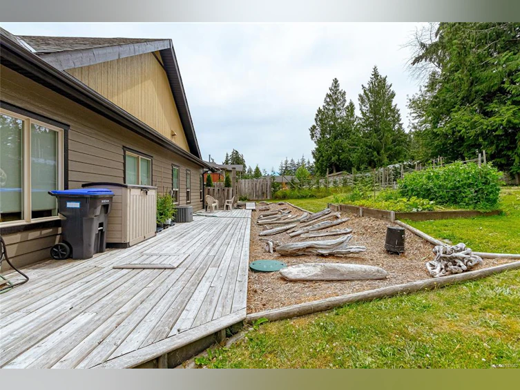 4600 Berbers Drive, Bowser/Deep Bay, BC, V0R 1G0 - 45