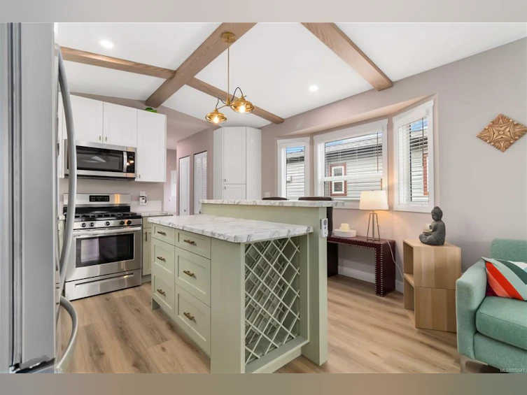 412-747 Old Place Road, Central Saanich, BC, V8M 0C3 - 12