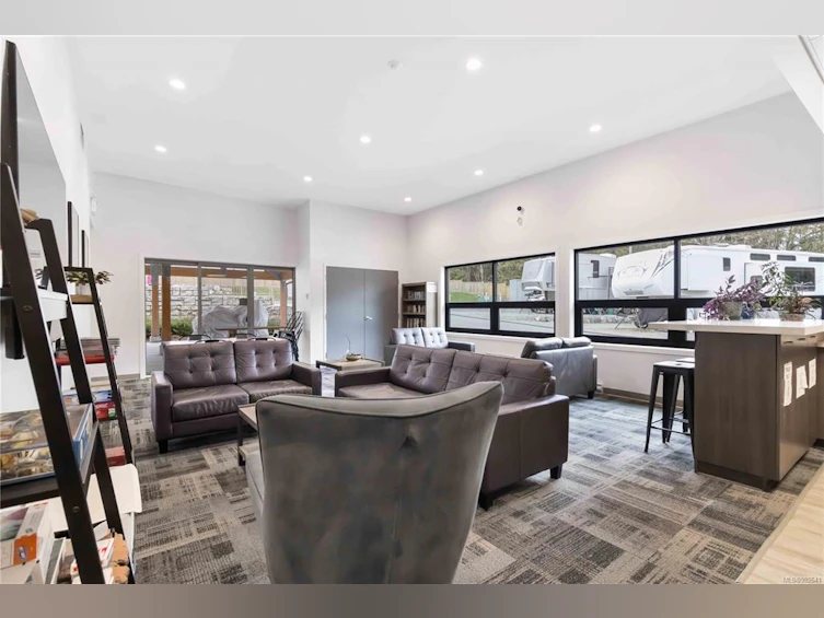 412-747 Old Place Road, Central Saanich, BC, V8M 0C3 - 37