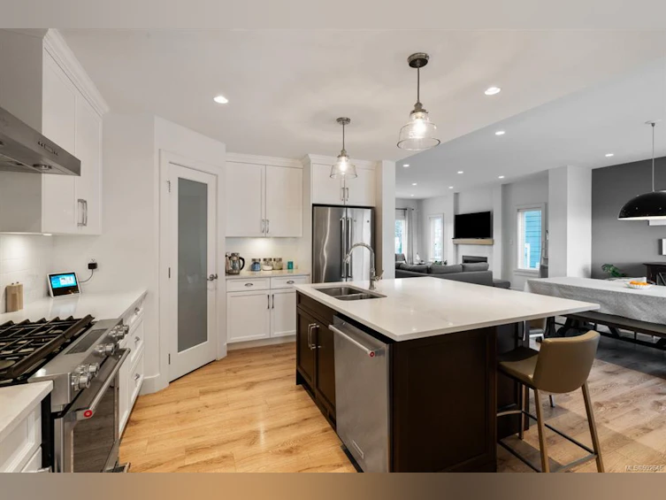 3473 Ryder Hesjedal Way, Colwood, BC, V9C 0J6 - 11