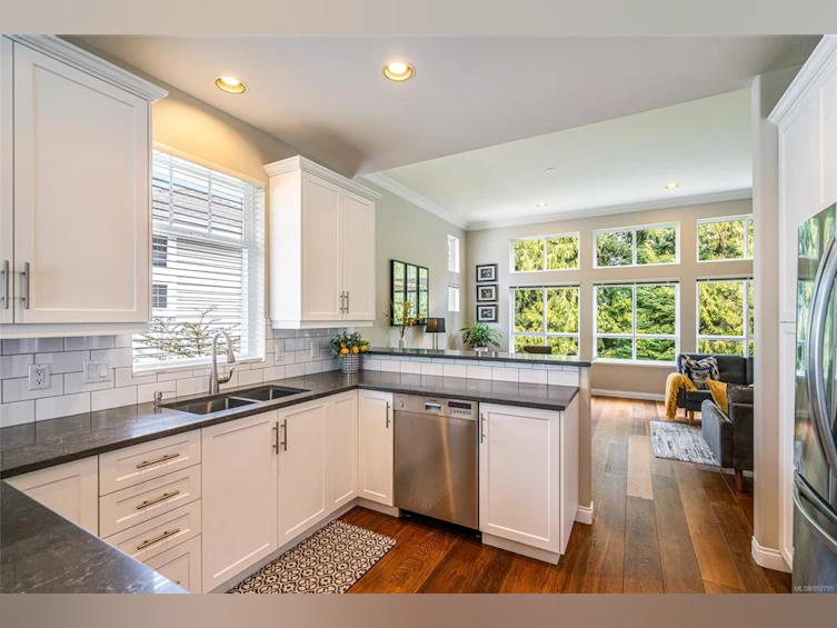 1357 Gabriola Drive, Parksville, BC, V9P 2X8 - 3
