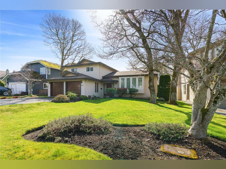 4021 Hopesmore Drive, Saanich, BC, V8N 5S8 - 54
