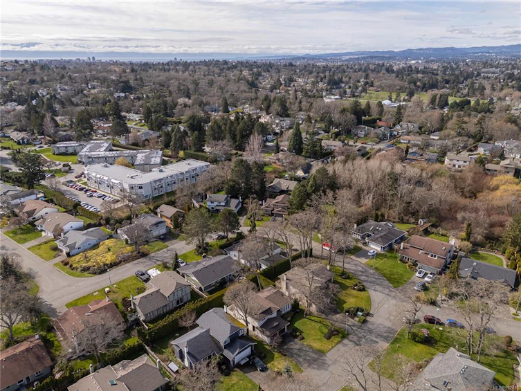 4021 Hopesmore Drive, Saanich, BC, V8N 5S8 - 63