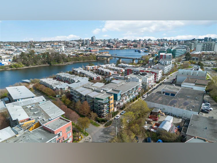 405-797 Tyee Road, Victoria, BC, V9A 7R4 - 60