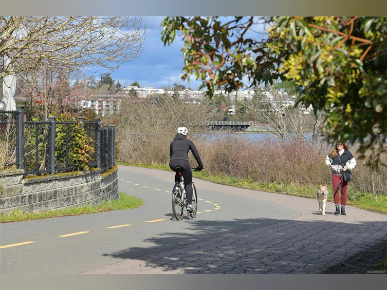 2-773 Central Spur Road, Victoria, BC, V9A 0E9 - 82