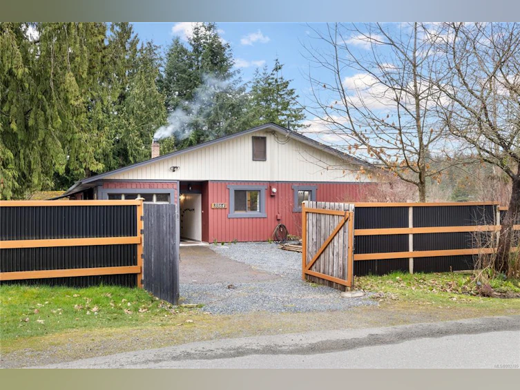 3564 Harris Crescent, Hilliers, BC, V9K 1V7 - 10