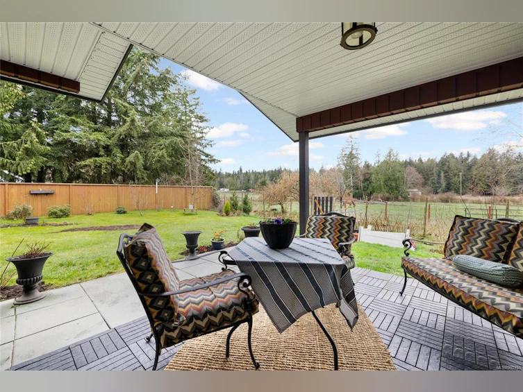 3564 Harris Crescent, Hilliers, BC, V9K 1V7 - 38
