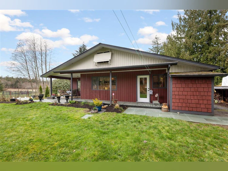 3564 Harris Crescent, Hilliers, BC, V9K 1V7 - 39