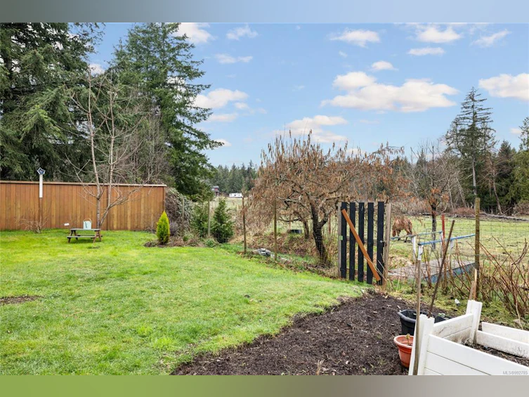 3564 Harris Crescent, Hilliers, BC, V9K 1V7 - 47
