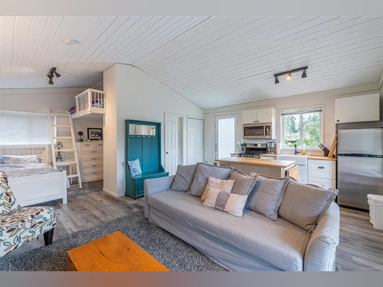 6-8631 South Shore Road, Honeymoon Bay, BC, V0R 2G0 - 6