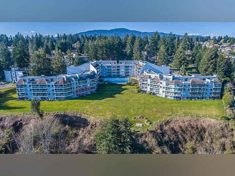 205-2560 Departure Bay Road, Nanaimo, BC, V9S 5P1 - 9