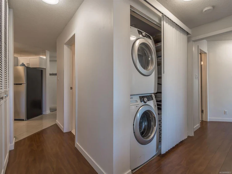 205-2560 Departure Bay Road, Nanaimo, BC, V9S 5P1 - 33