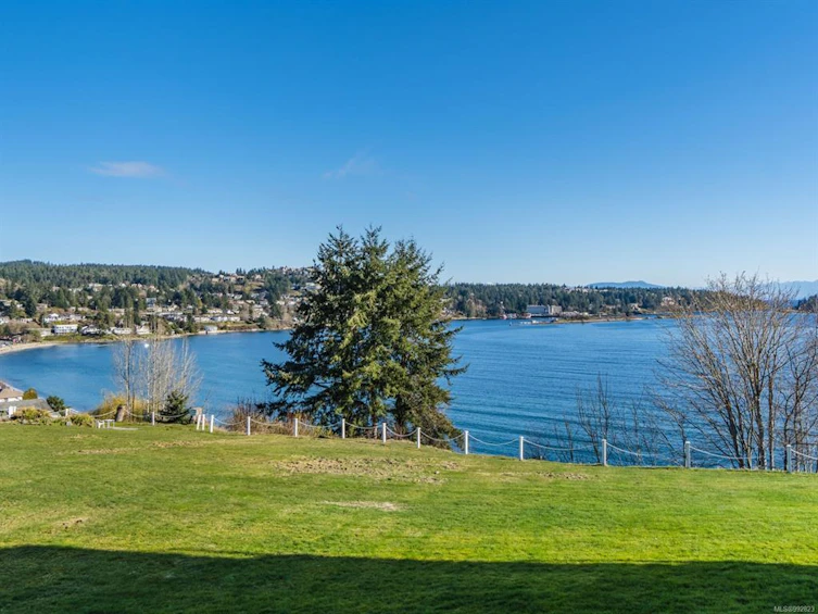 205-2560 Departure Bay Road, Nanaimo, BC, V9S 5P1 - 20