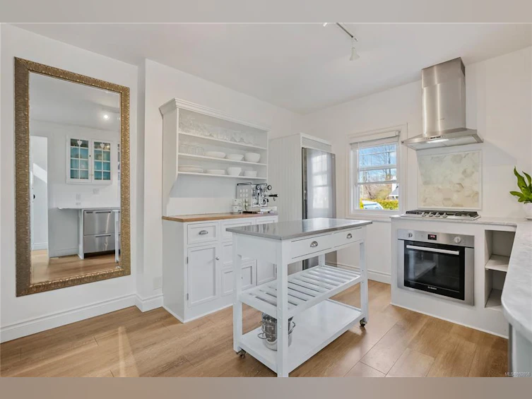 2987 Colquitz Avenue, Saanich, BC, V9A 2M2 - 6