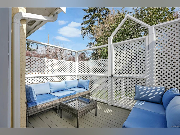 2987 Colquitz Avenue, Saanich, BC, V9A 2M2 - 21