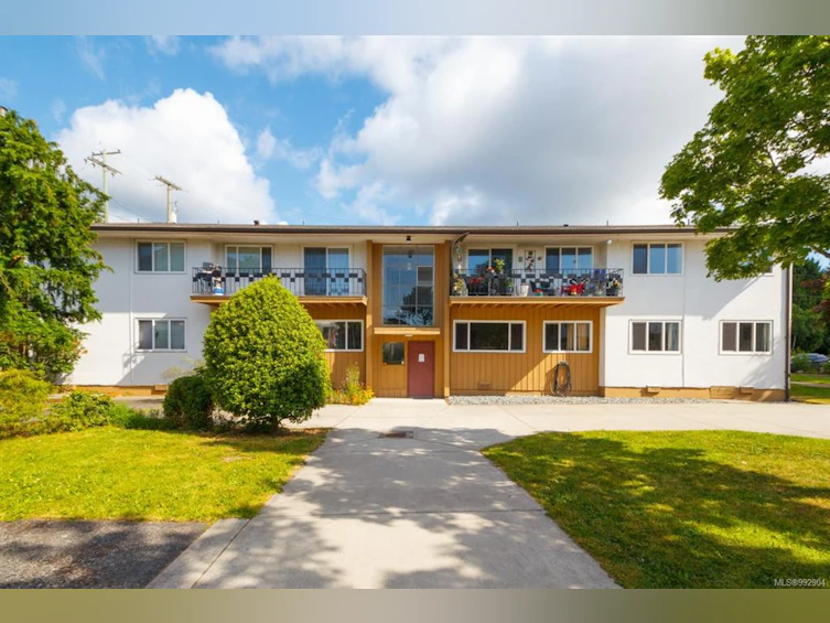 434 W Burnside Road, Saanich, BC, V8Z 1M2 - 23