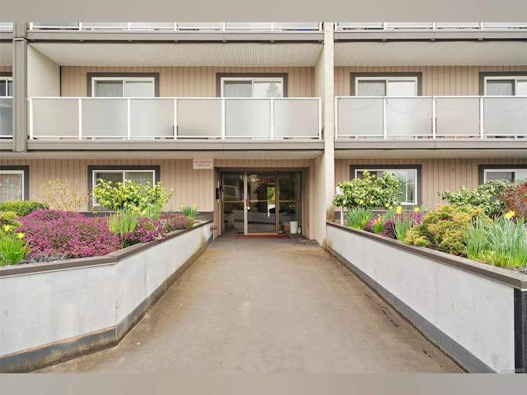 402-3240 Glasgow Avenue, Saanich, BC, V8X 1M2 - 18