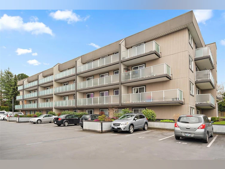 402-3240 Glasgow Avenue, Saanich, BC, V8X 1M2 - 20