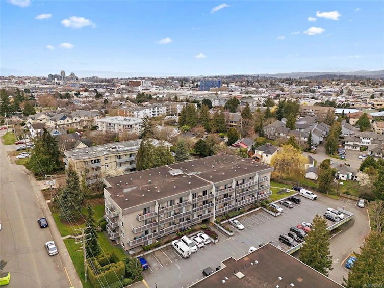402-3240 Glasgow Avenue, Saanich, BC, V8X 1M2 - 25