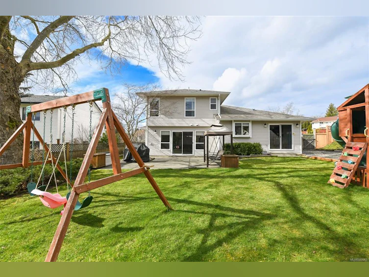 1831 Teal Place, Courtenay, BC, V9N 8Z1 - 3