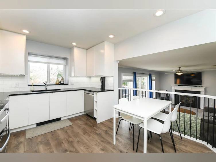 1831 Teal Place, Courtenay, BC, V9N 8Z1 - 16