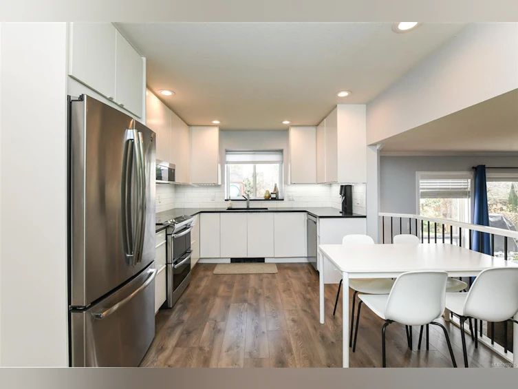 1831 Teal Place, Courtenay, BC, V9N 8Z1 - 17