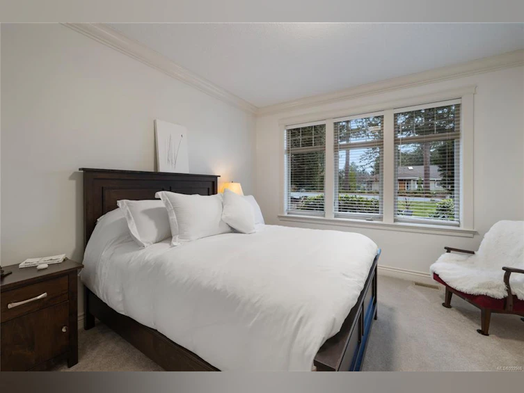 3284 Renwick Place, Fairwinds, BC, V9P 9H5 - 33