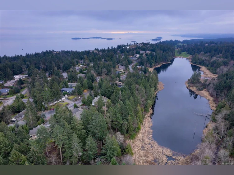 3284 Renwick Place, Fairwinds, BC, V9P 9H5 - 66