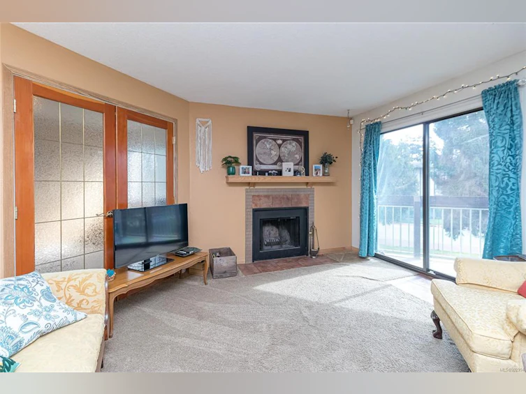 305-75 W Gorge Road, Saanich, BC, V9A 7A9 - 10