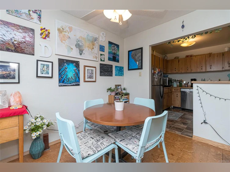 305-75 W Gorge Road, Saanich, BC, V9A 7A9 - 15